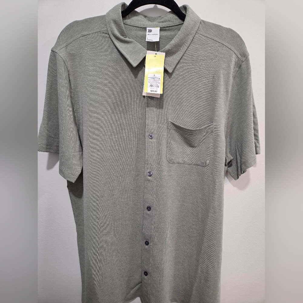 All In Motion Men’s Commuter Shirt Size L Green Button Up Polo Short Sleeve NWT